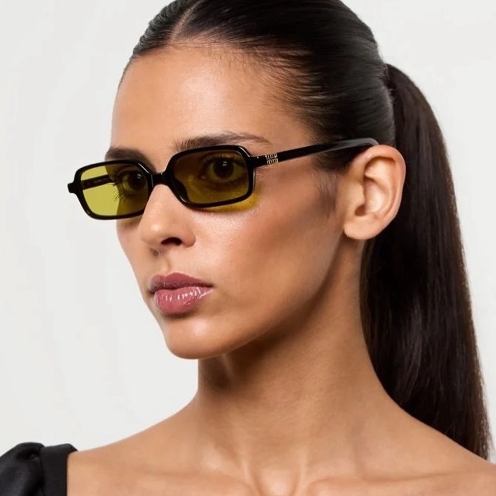 NEW MIU MIU SMU 11Z 16K07O SQUARE MU11ZS WOMEN MU11ZS 16K070 BLACK SUNGLASSES